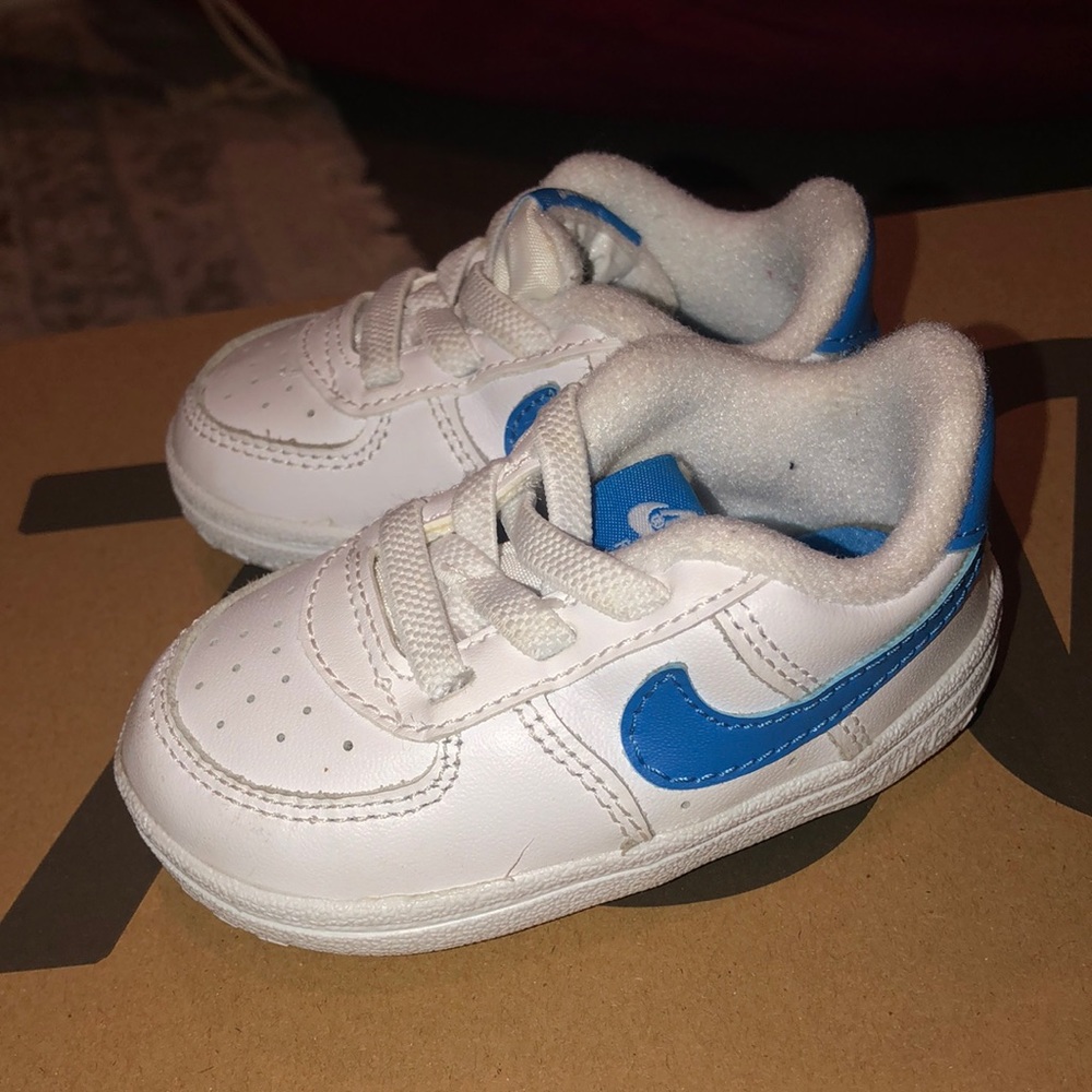 Nike Air Force 1